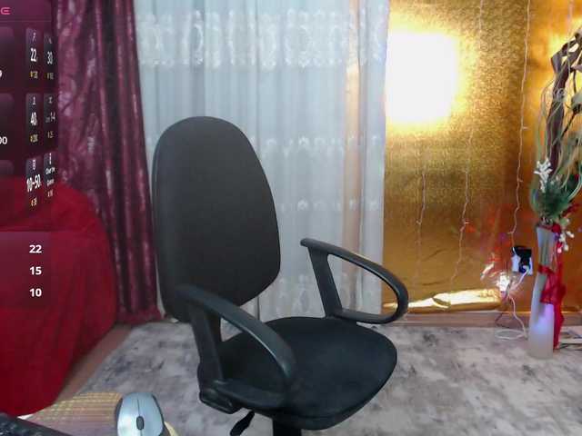 --Nicol--'s BongaCams show and profile