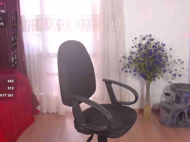 --Nicol-- webcam