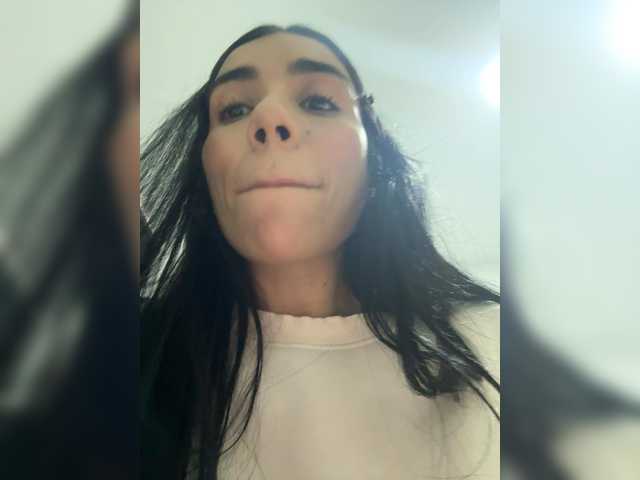 juanita-fox's BongaCams show and profile