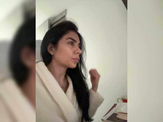 juanita-fox's BongaCams show and profile