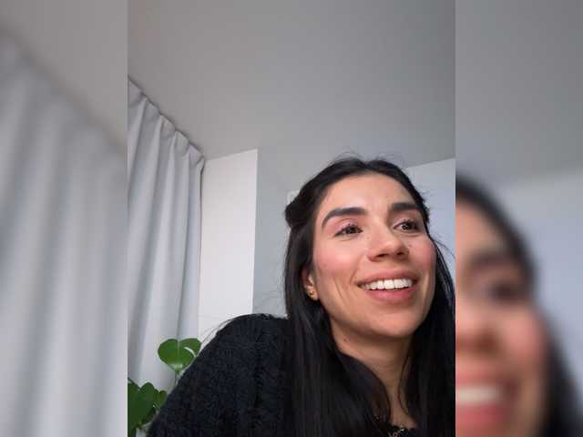 juanita-fox cam belle