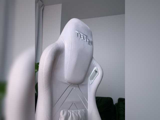 juanita-fox cam belle