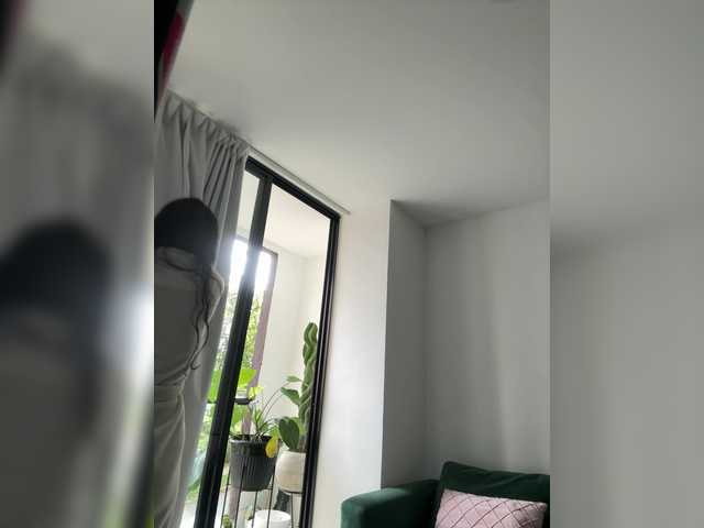 juanita-fox's BongaCams show and profile