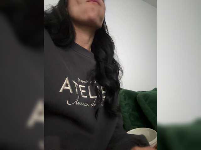 juanita-fox's BongaCams show and profile