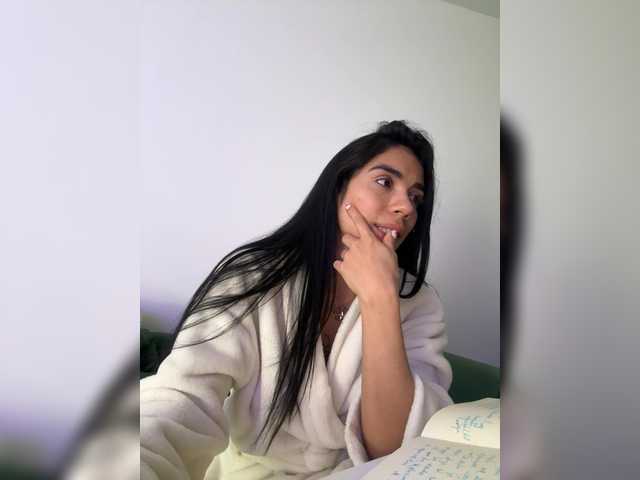 juanita-fox's BongaCams show and profile