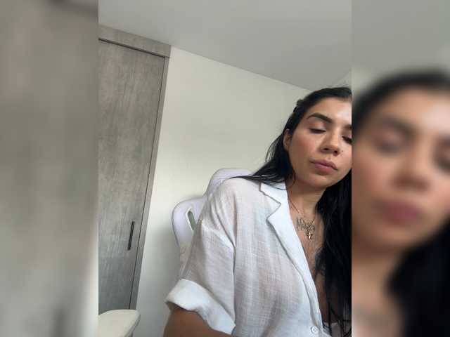 juanita-fox's BongaCams show and profile