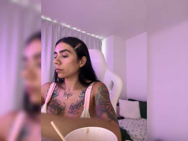 juanita-fox live sex show