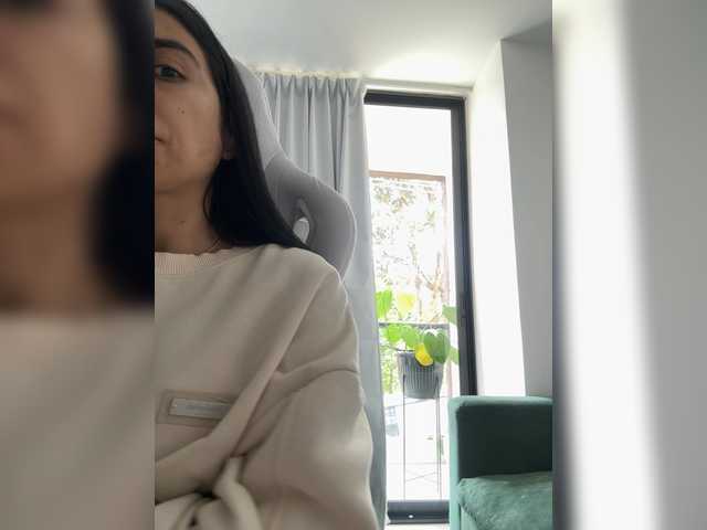 juanita-fox's BongaCams show and profile