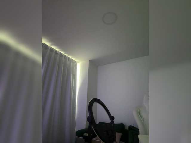 juanita-fox's BongaCams show and profile