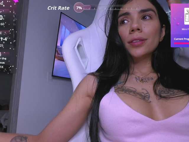 juanita-fox's BongaCams show and profile