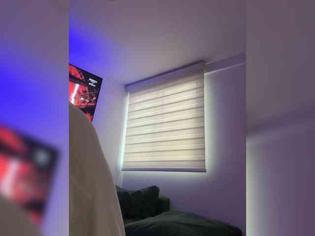Juanita-Fox webcam