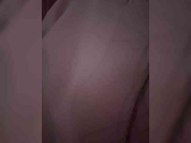 Juanita-Fox webcam