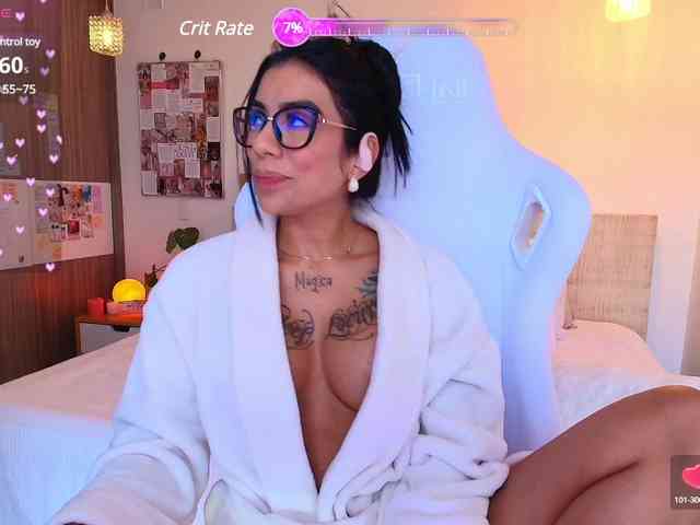 Juanita-Fox webcam