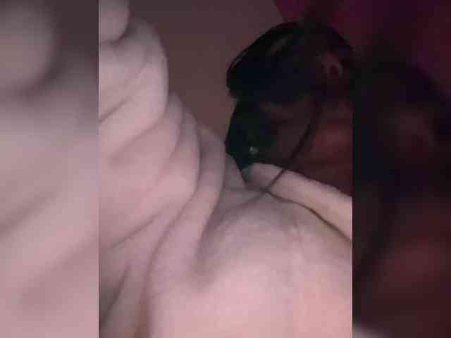 Juanita-Fox webcam