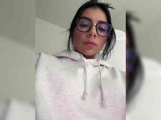 Juanita-Fox webcam