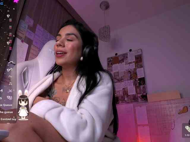 Juanita-Fox webcam