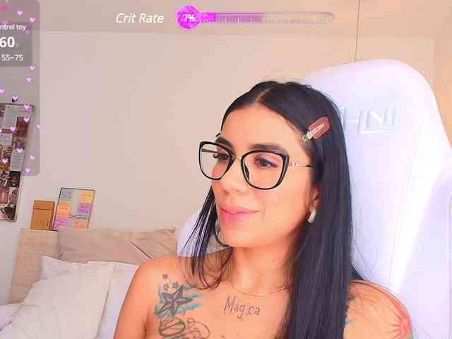 Juanita-Fox webcam