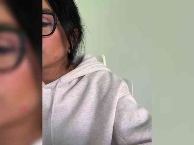 Juanita-Fox webcam