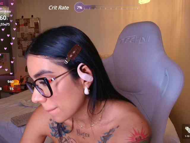 Juanita-Fox webcam