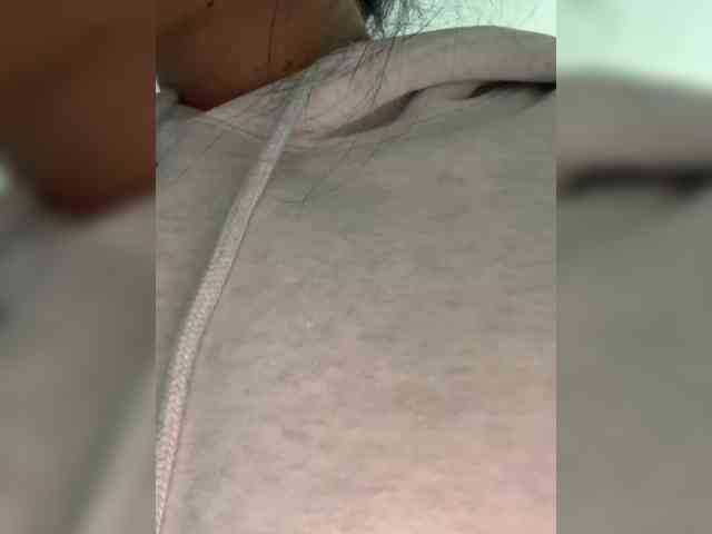 Juanita-Fox webcam