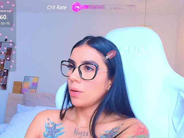 Juanita-Fox webcam