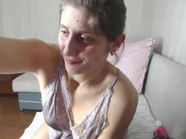 Marina67 Live Webcam on BongaCams