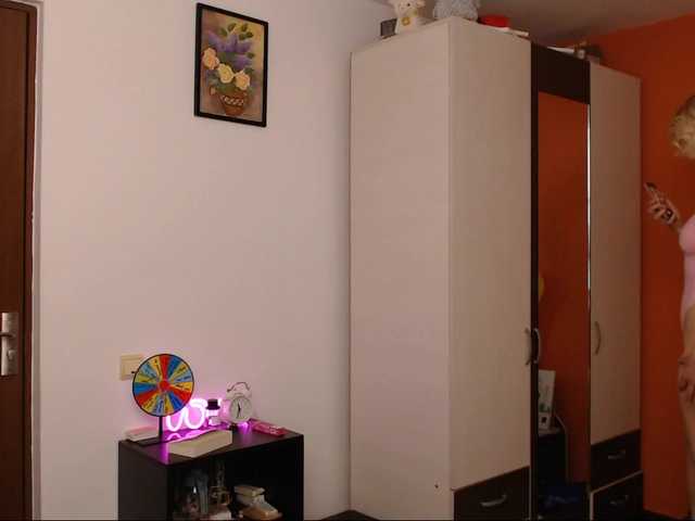 NatashaRouge's BongaCams show and profile