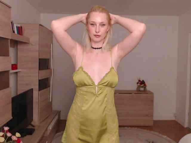 NatashaRouge webcam