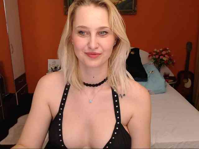 NatashaRouge webcam