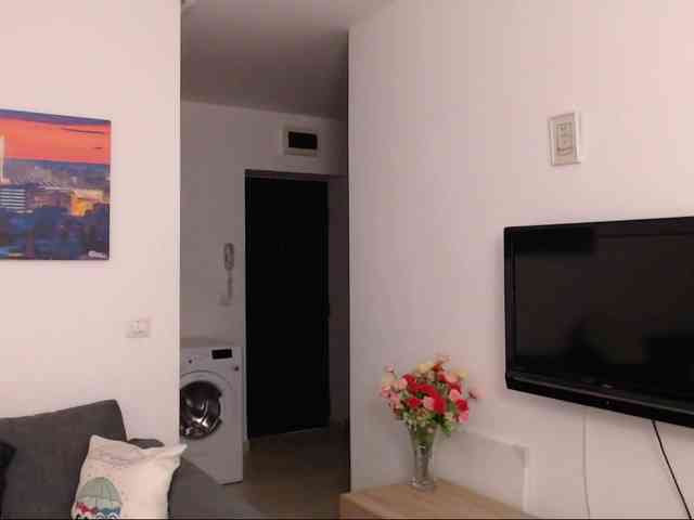 NatashaRouge webcam