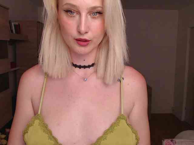 NatashaRouge webcam
