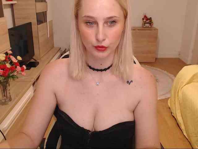 NatashaRouge webcam