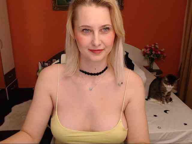 NatashaRouge webcam