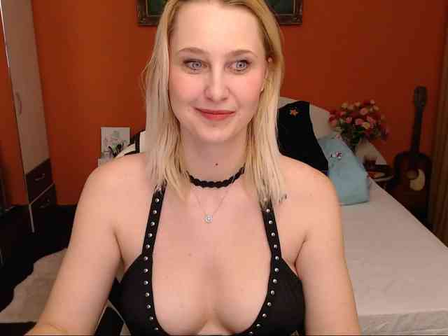 NatashaRouge webcam