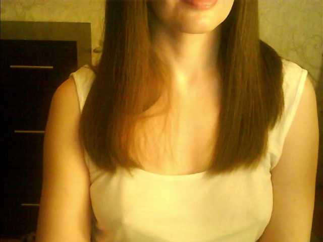 droplet83's BongaCams show and profile