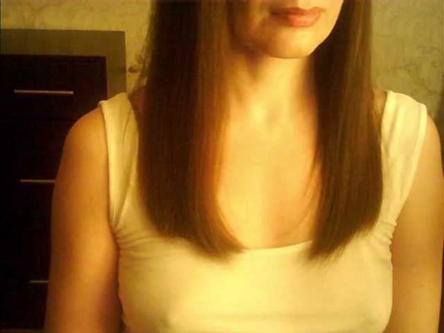 droplet83's BongaCams show and profile