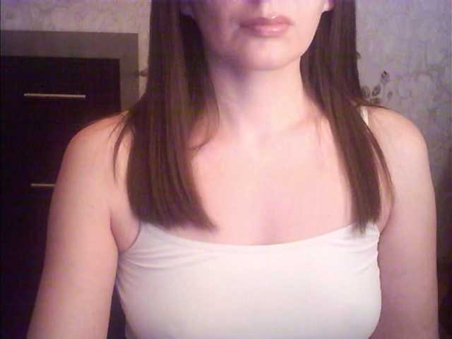 droplet83's BongaCams show and profile