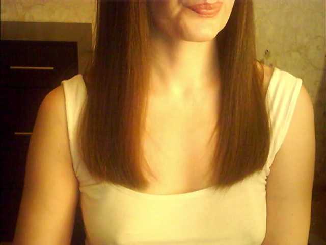 droplet83's BongaCams show and profile