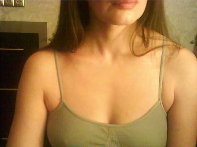 le modèle _xMashax_ est en webcam porno dans un show sur le site bongacams, il possède les tags suivants: White/Caucasian,Brunette,Shaved