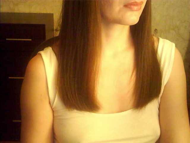 droplet83's BongaCams show and profile