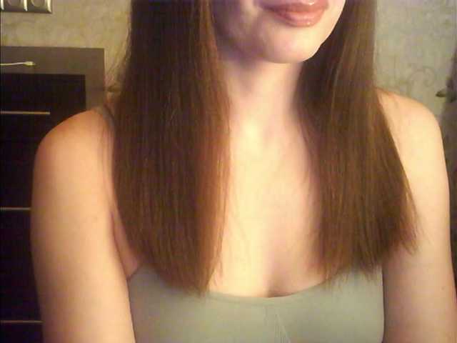 droplet83's BongaCams show and profile