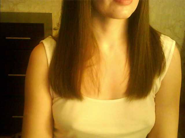 droplet83's BongaCams show and profile