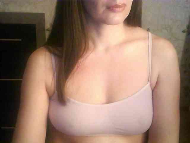 droplet83 Live Webcam on BongaCams