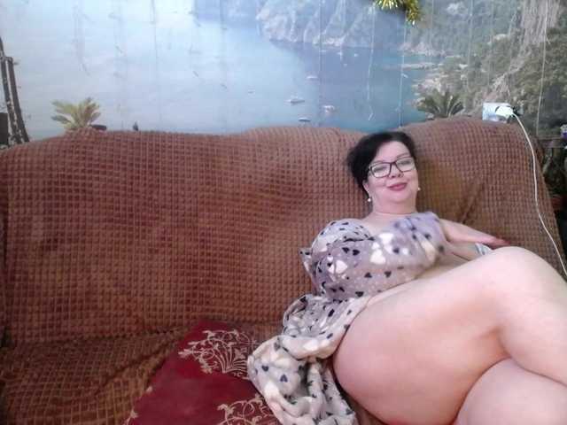 Lori2017's BongaCams show and profile