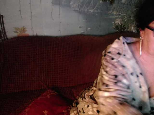 le modèle Lori20 est en webcam porno dans un show sur le site bongacams, il possède les tags suivants: White/Caucasian,Brunette,Hairy