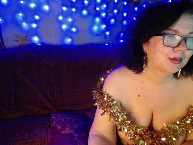 Lori2017's BongaCams show and profile