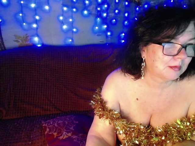 Lori2017's BongaCams show and profile