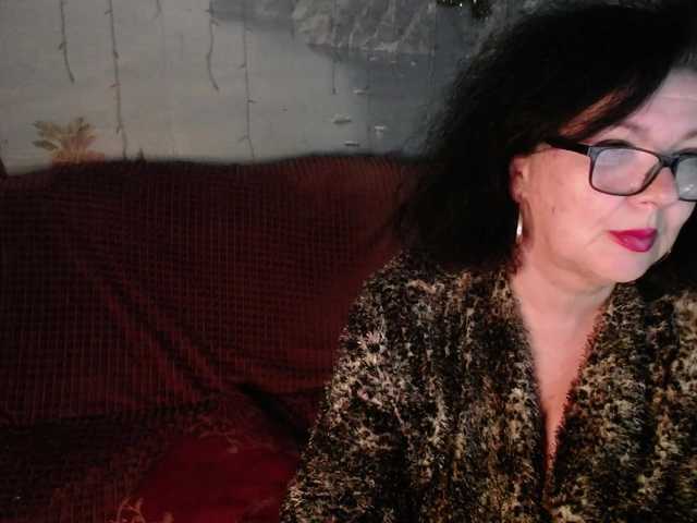 Lori2017's BongaCams show and profile