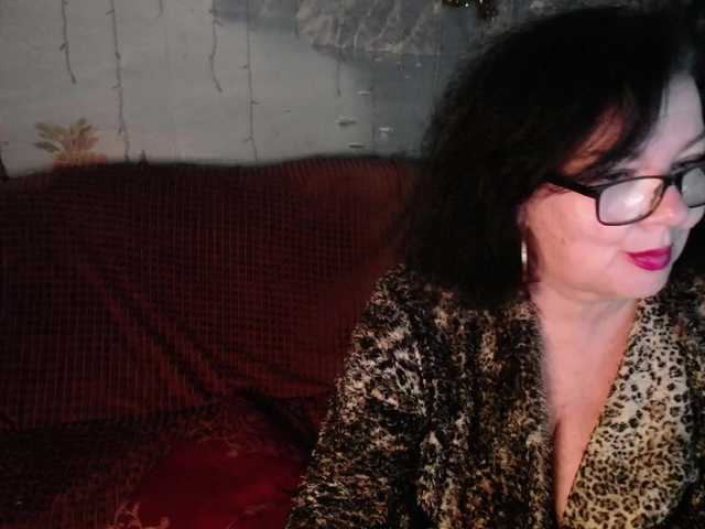 Lori2017's BongaCams show and profile