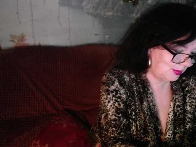 Lori2017's BongaCams show and profile